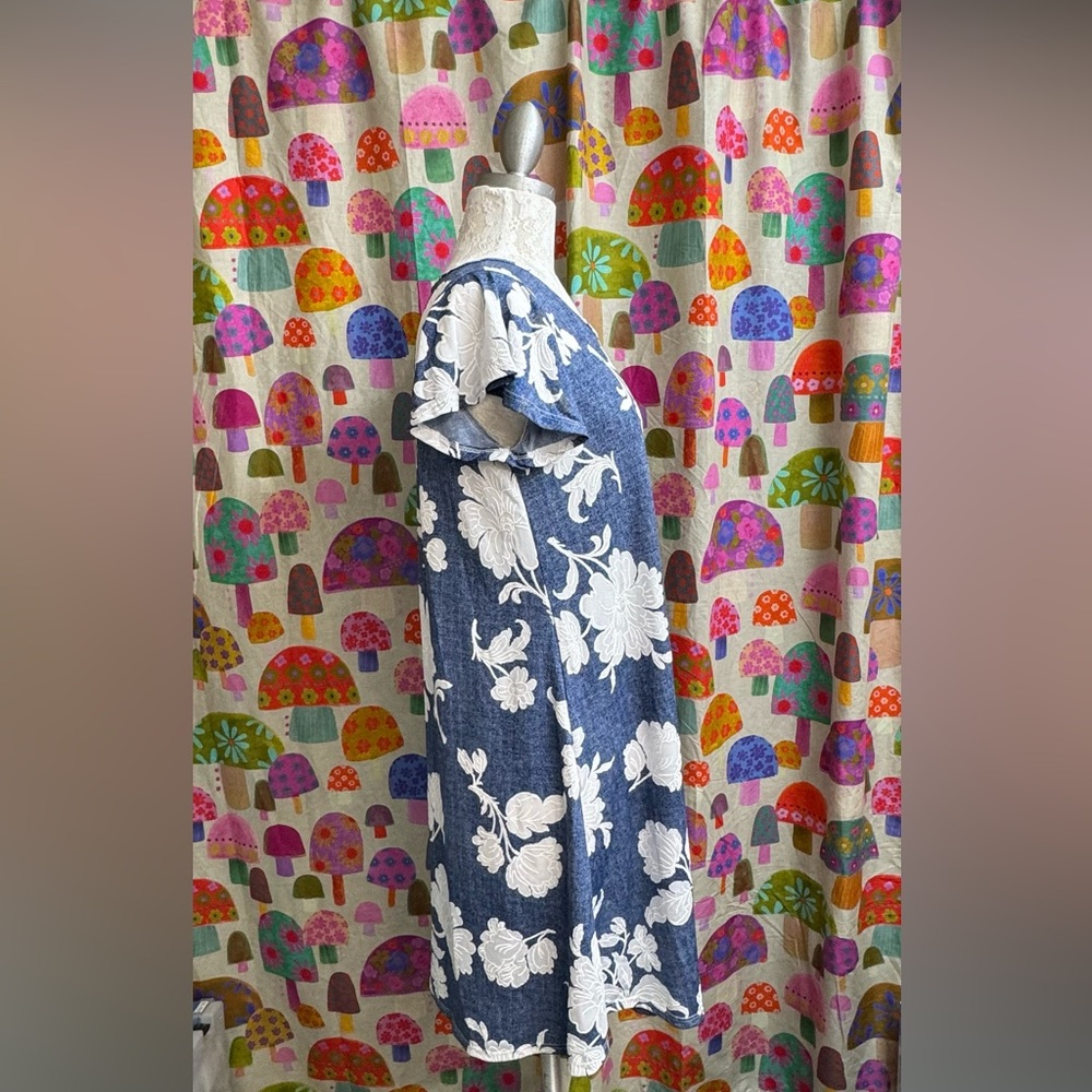 SJS Scoop Neck Short Sleeve Dress. Medium - Picture 3 of 5